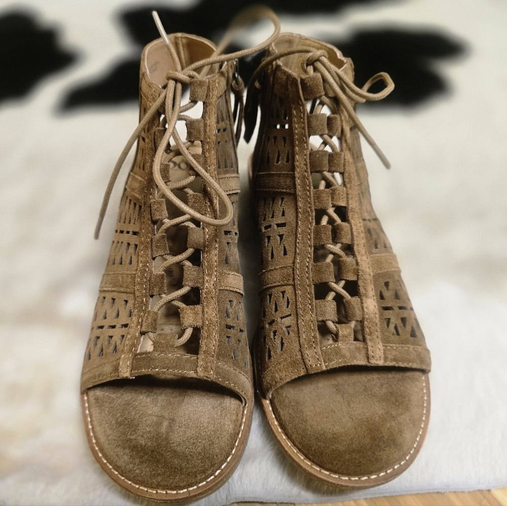 Sofft Nora Brown Suede Lace-Up Geometric Cut-out Sandals, Real Leather, Size 7.5 - Picture 3 of 11